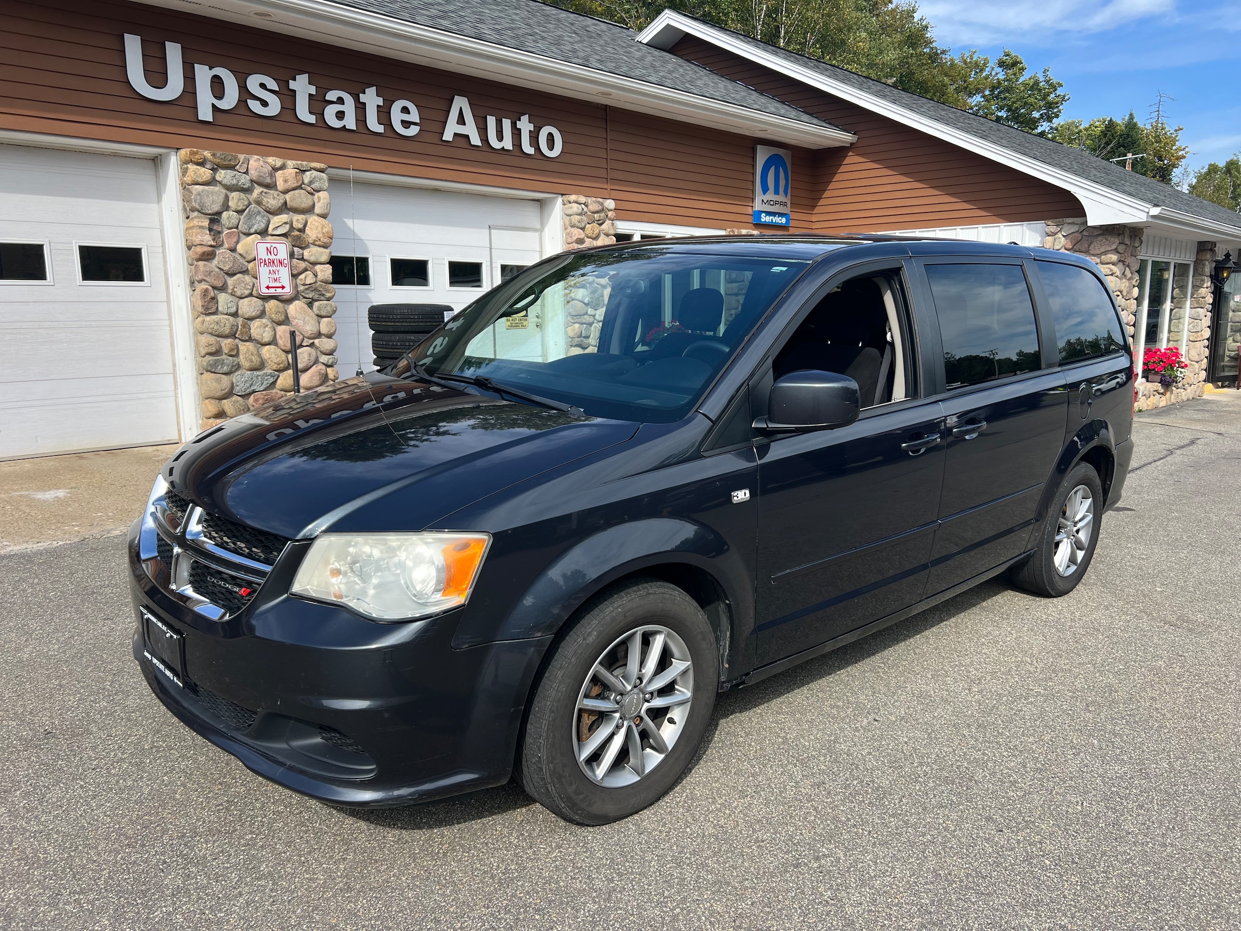 2014 Dodge Grand Caravan SE 30th Anniversary
