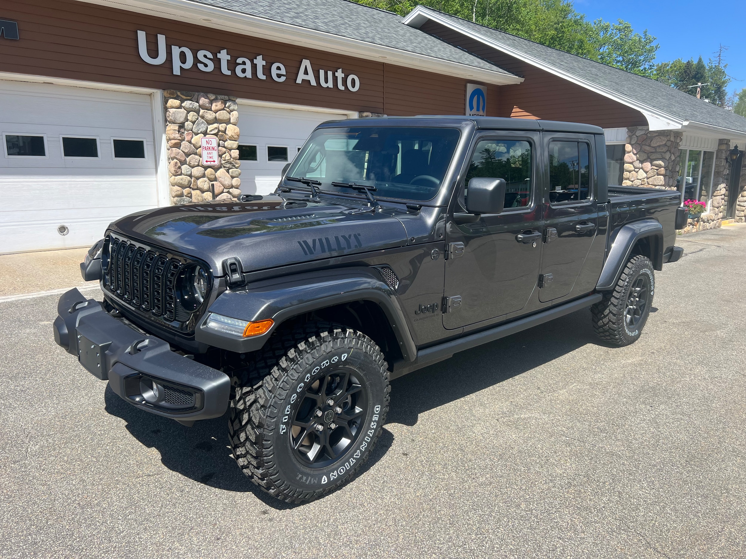 2026 Jeep Gladiator Willys Auto's photo