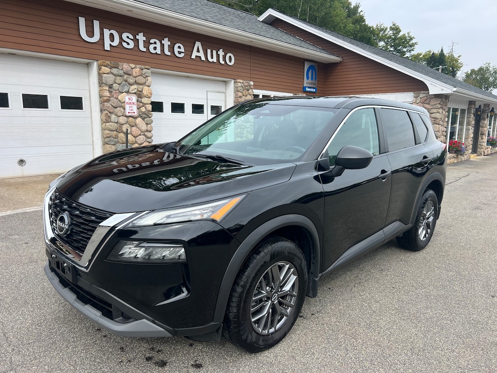 Used 2022 Nissan Rogue S AWD SUV