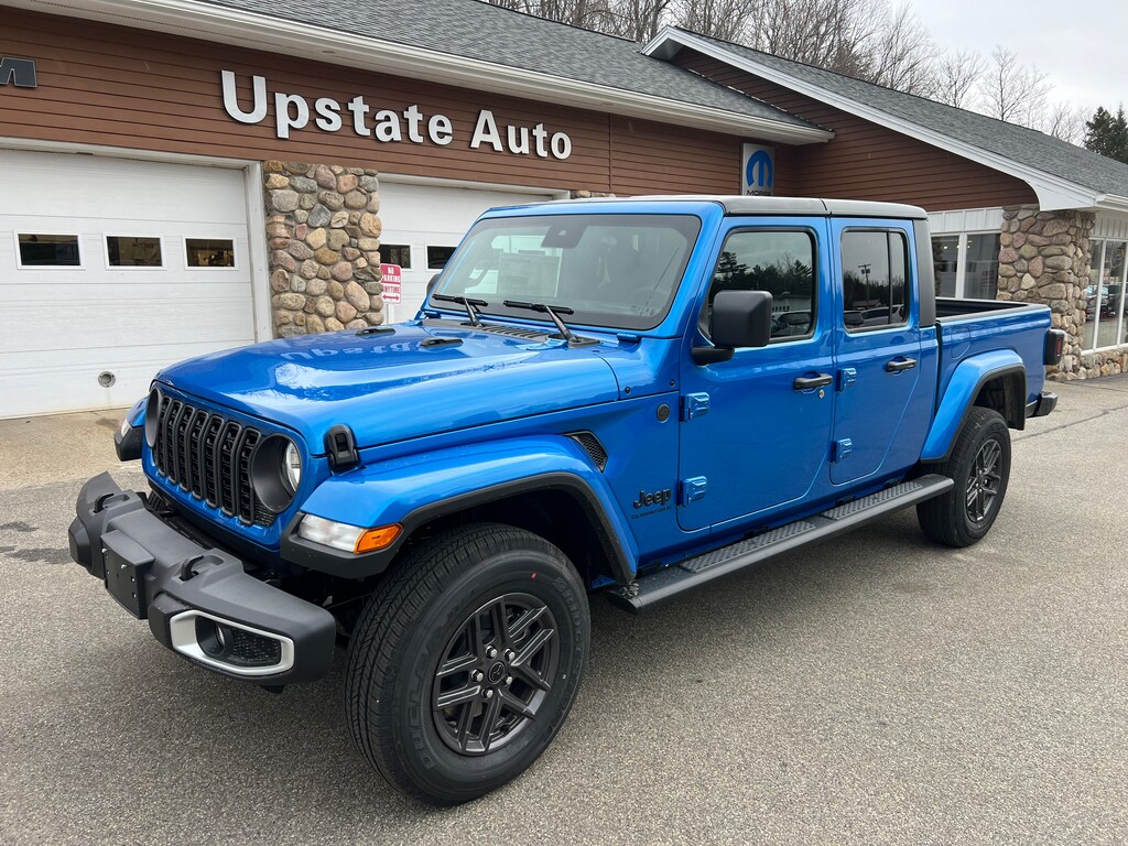 New 2024 Jeep Gladiator SPORT S 4X4 For Sale in Saranac Lake NY Near