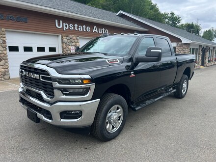 2025 Ram 2500 TRADESMAN CREW CAB 4X4 6'4 BOX Pickup