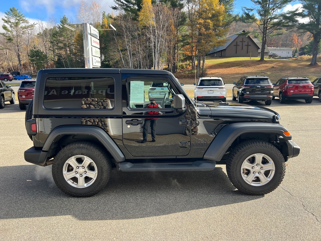 Used 2022 Jeep Wrangler Sport SUV