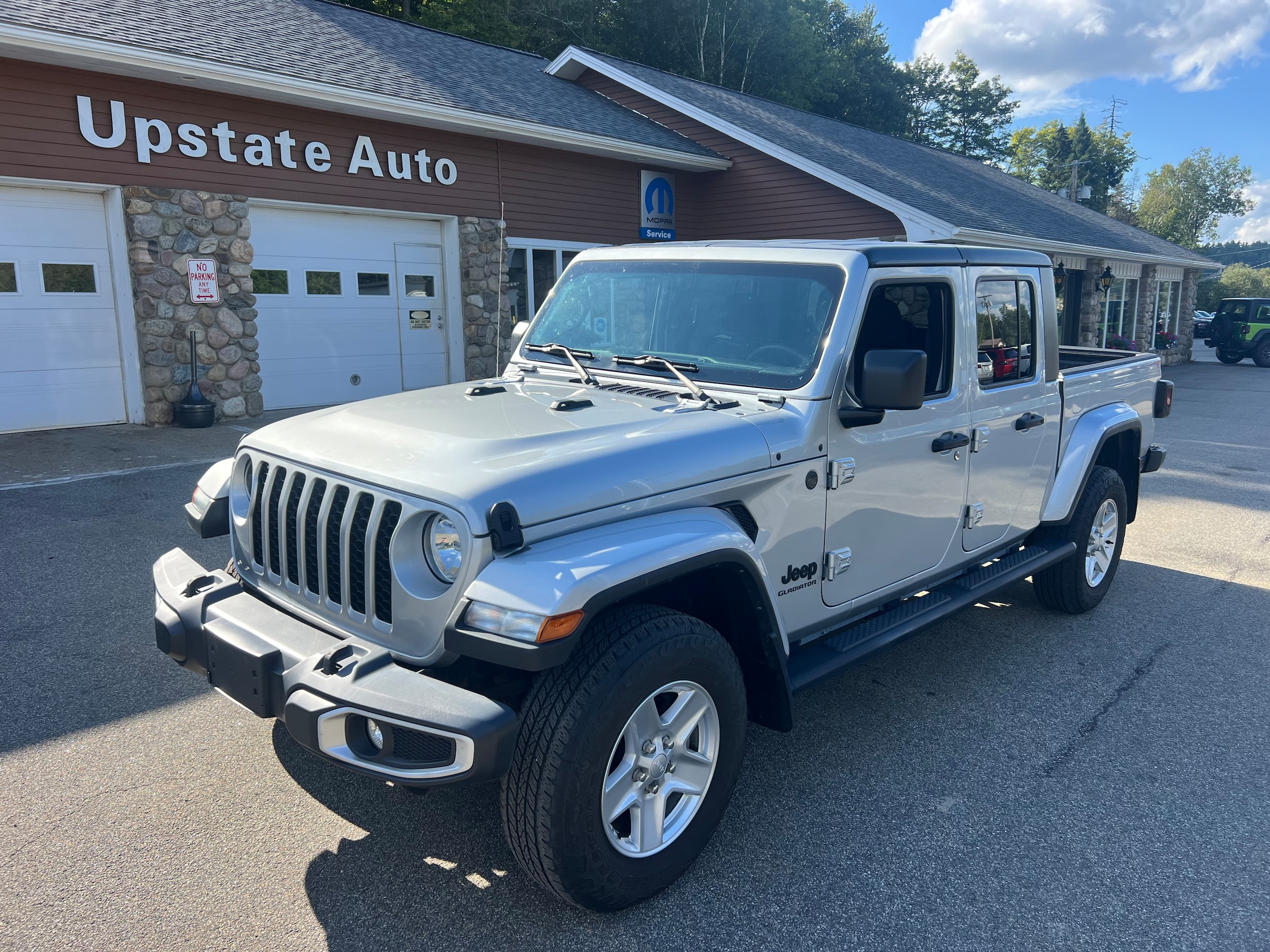 2022 Jeep Gladiator Sport S