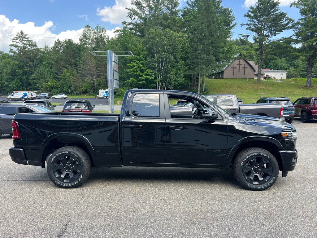 New 2026 Ram 1500 BIG HORN QUAD CAB 4X4 6'4 BOX Pickup