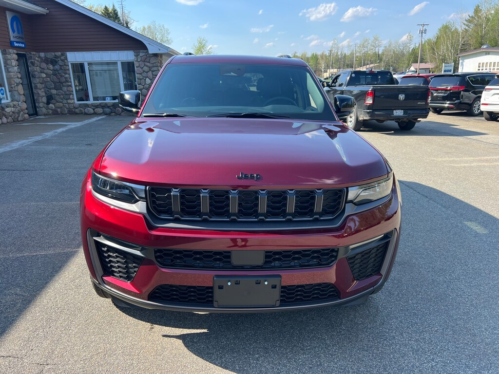 New 2026 Jeep Grand Cherokee LIMITED 4X4 Sport Utility