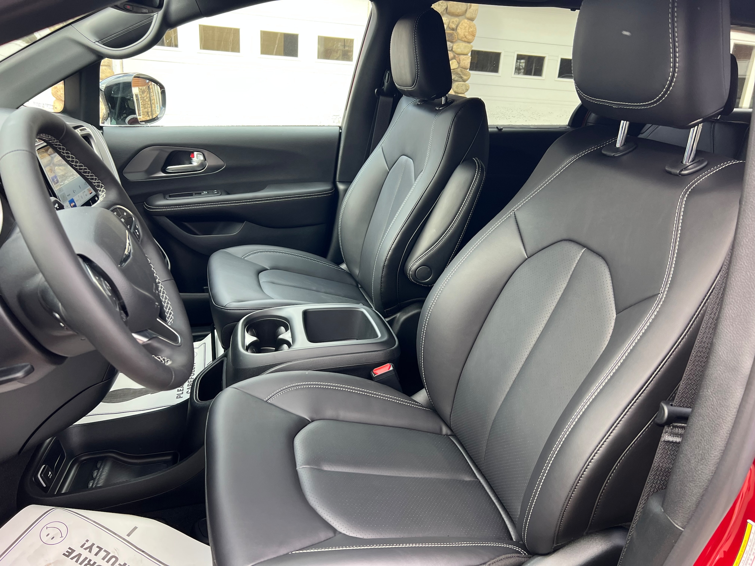 2026 Chrysler Pacifica Select - Photo 12