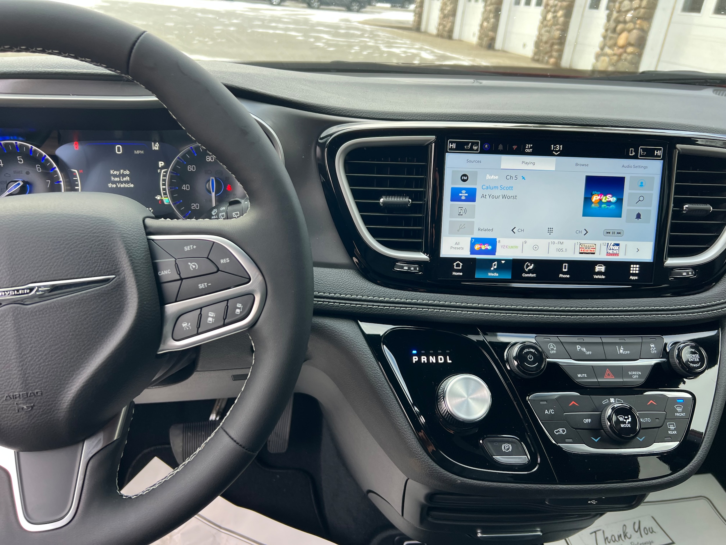 2026 Chrysler Pacifica Select - Photo 14