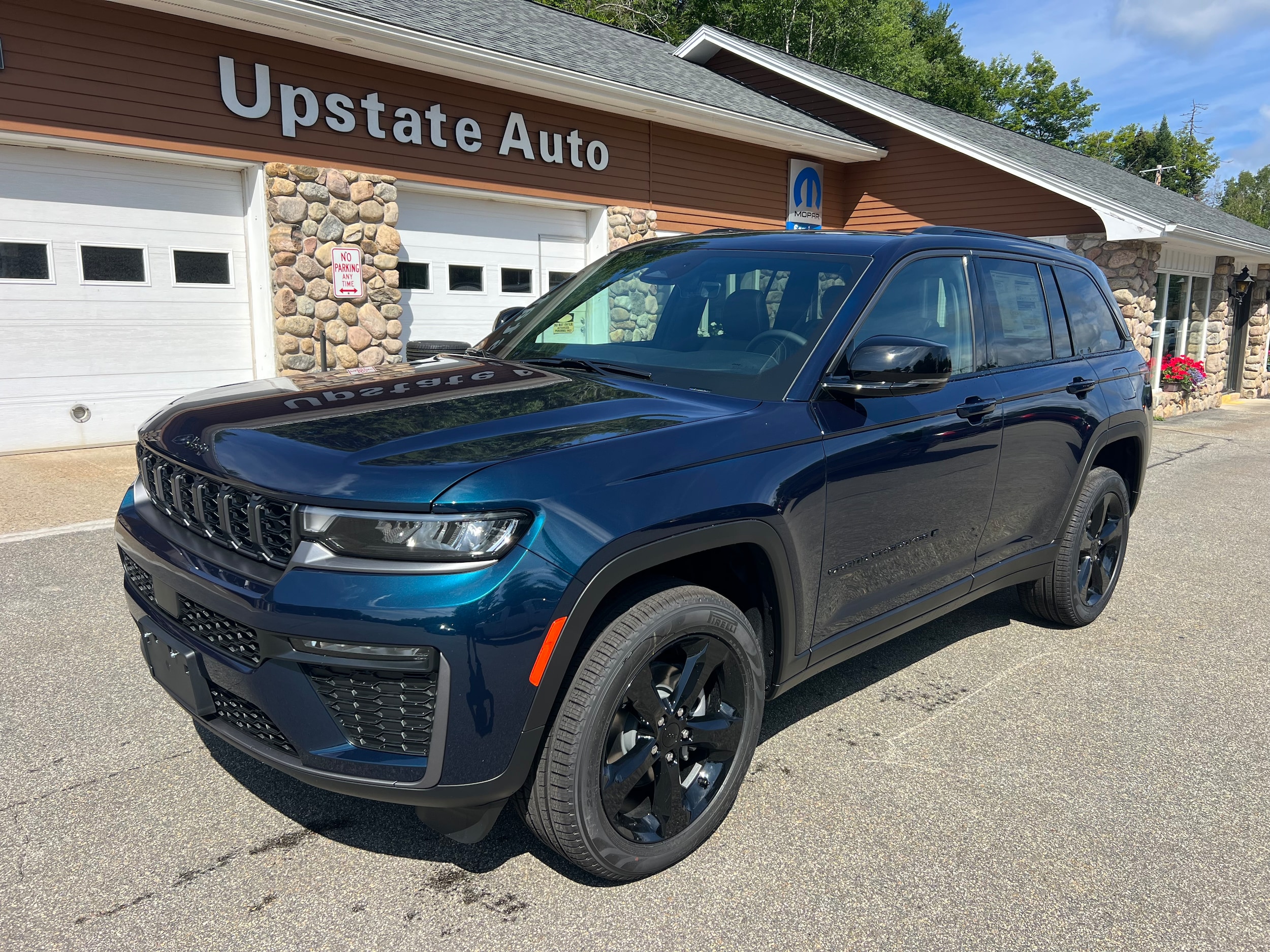 2026 Jeep Grand Cherokee Sport Utility 