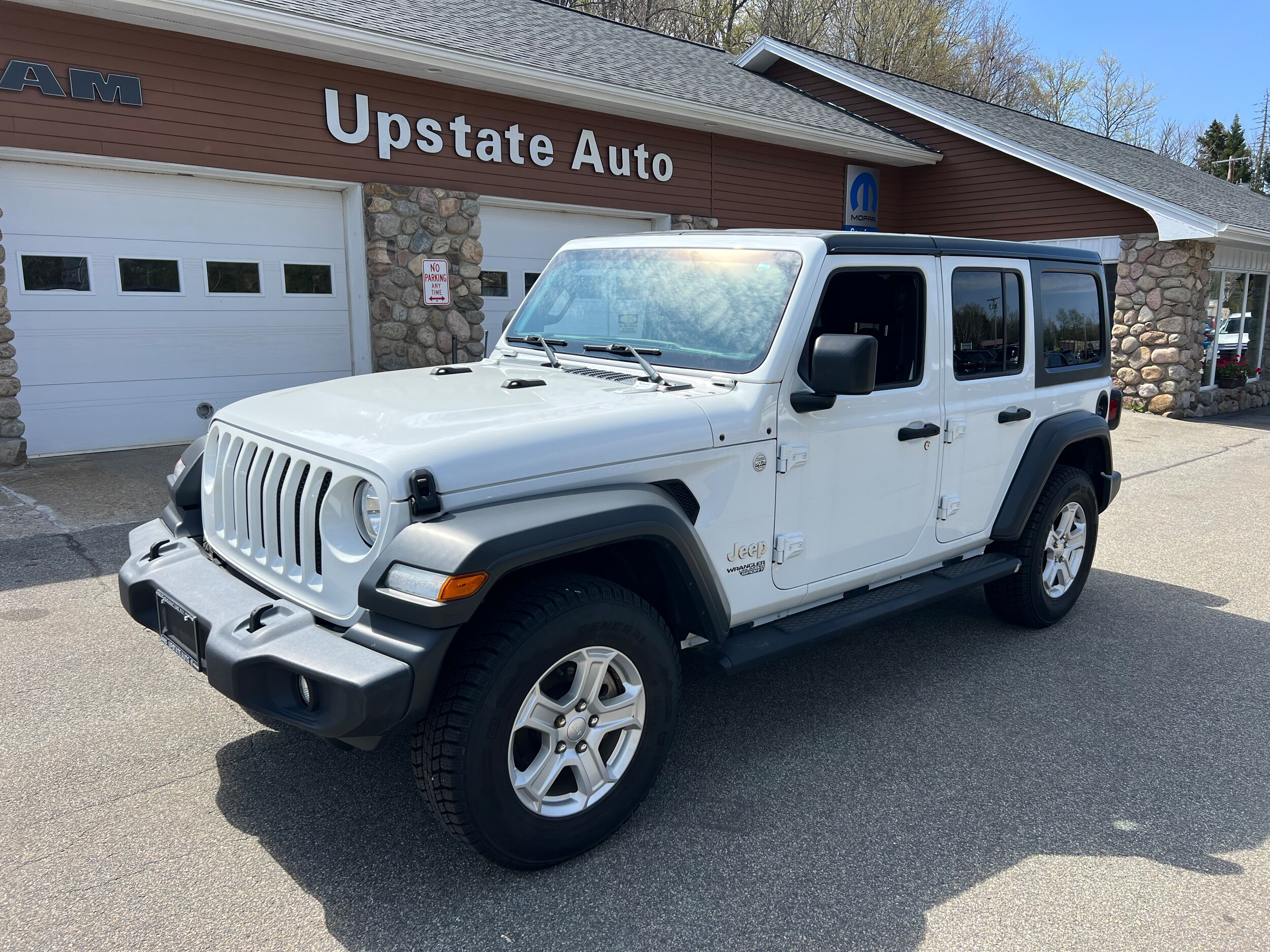 2025 Jeep Wrangler Sport S photo 6