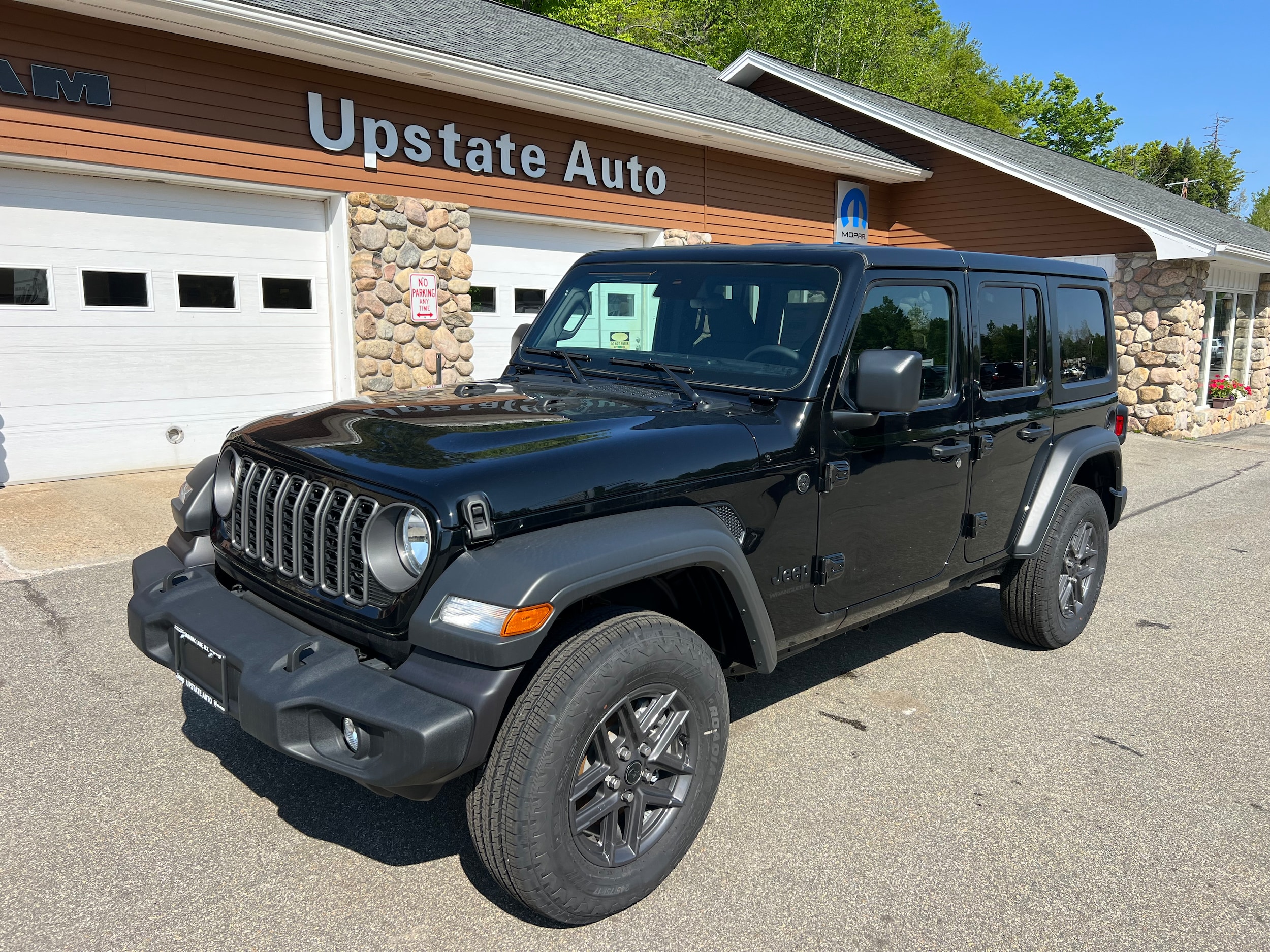 2025 Jeep Wrangler Sport Utility 
