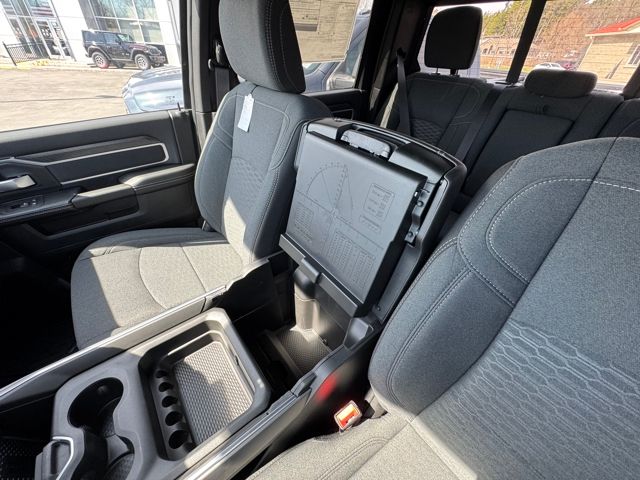 2026 RAM 2500 Big Horn - Photo 44