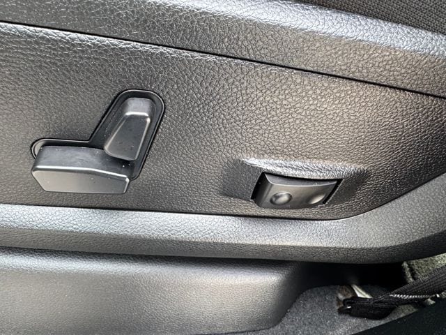 2024 RAM Ram 3500 Pickup Big Horn - Photo 34