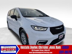 2026 Chrysler Pacifica SELECT Passenger Van