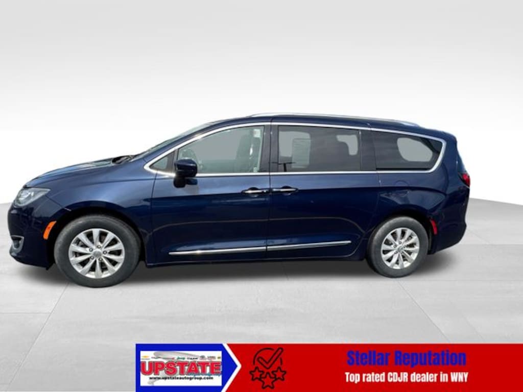 Used 2019 Chrysler Pacifica Touring L Van Passenger Van