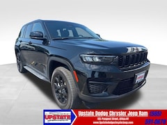 used 2025 Jeep Grand Cherokee Laredo SUV for sale in Attica
