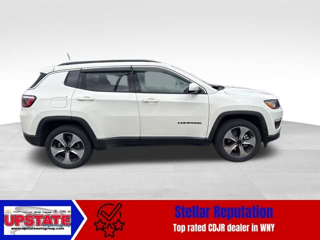 2020 Jeep Compass Latitude photo 3