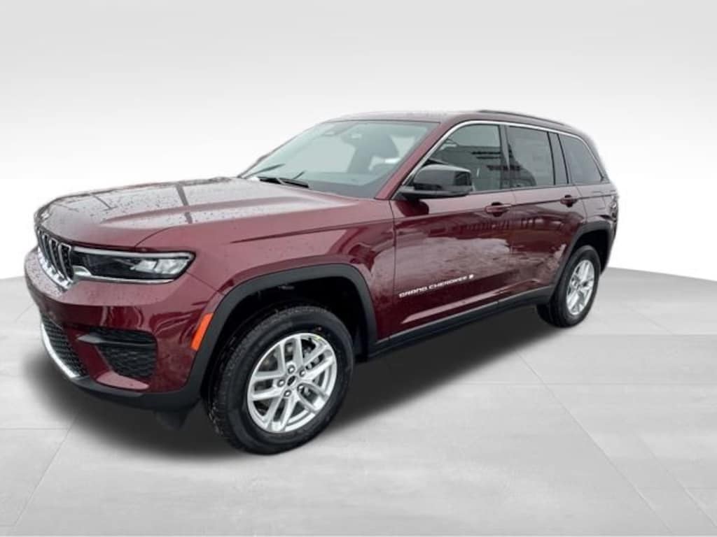 New 2025 Jeep Grand Cherokee LAREDO X 4X4 Sport Utility