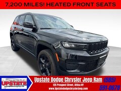 2023 Jeep Grand Cherokee Laredo SUV