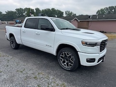 2026 Ram 1500 LARAMIE CREW CAB 4X4 6'4 BOX Pickup