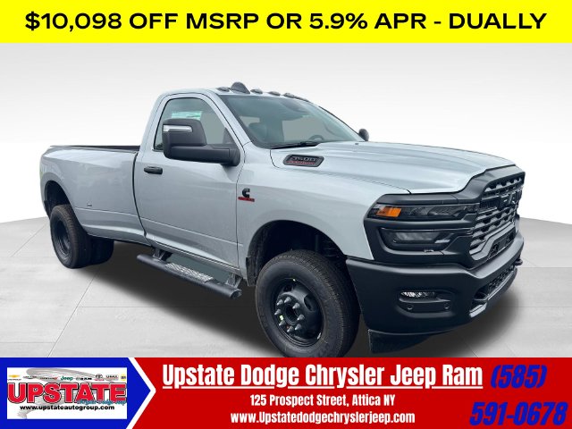 2026 Ram 3500 TRADESMAN REGULAR CAB 4X4 8' BOX Pickup