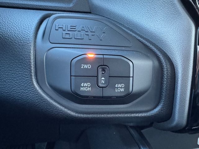 2026 RAM 3500 Big Horn - Photo 38