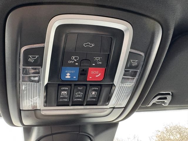 2024 RAM Ram 3500 Pickup Limited - Photo 32