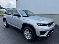2025 Jeep Grand Cherokee LAREDO X 4X4 Sport Utility
