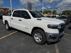2026 Ram 1500 TRADESMAN CREW CAB 4X4 5'7 BOX Pickup