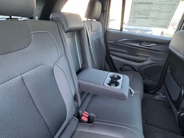 2026 Jeep Grand Cherokee Laredo - Photo 24
