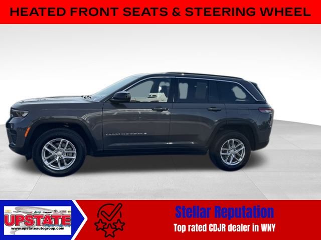 2025 Jeep Grand Cherokee Laredo photo 3
