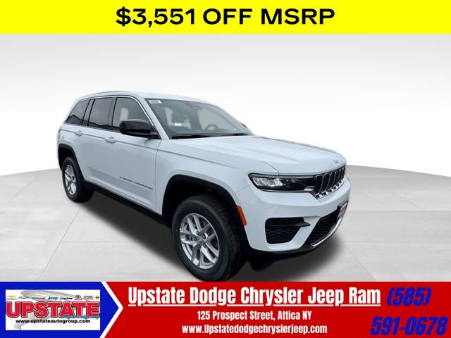 2025 Jeep Grand Cherokee Laredo's photo