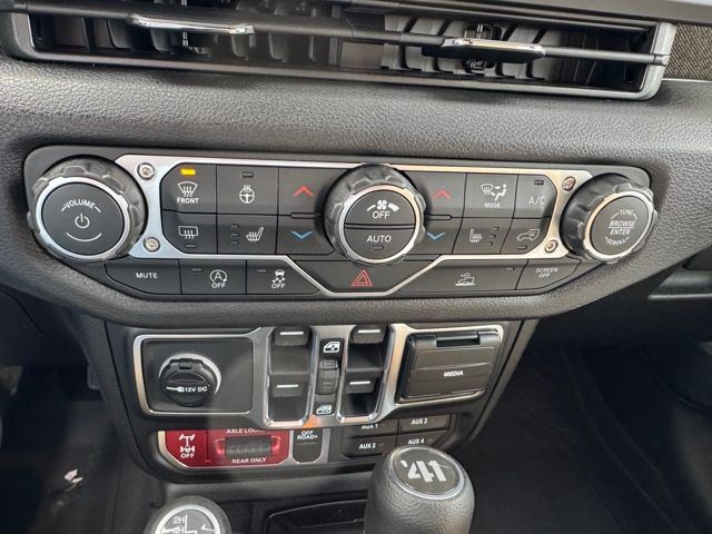2026 Jeep Wrangler 4-Door Willys 41 - Photo 29