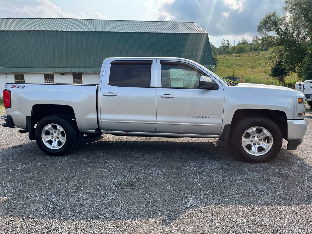 Used 2018 Chevrolet Silverado 1500 LT Truck Crew Cab