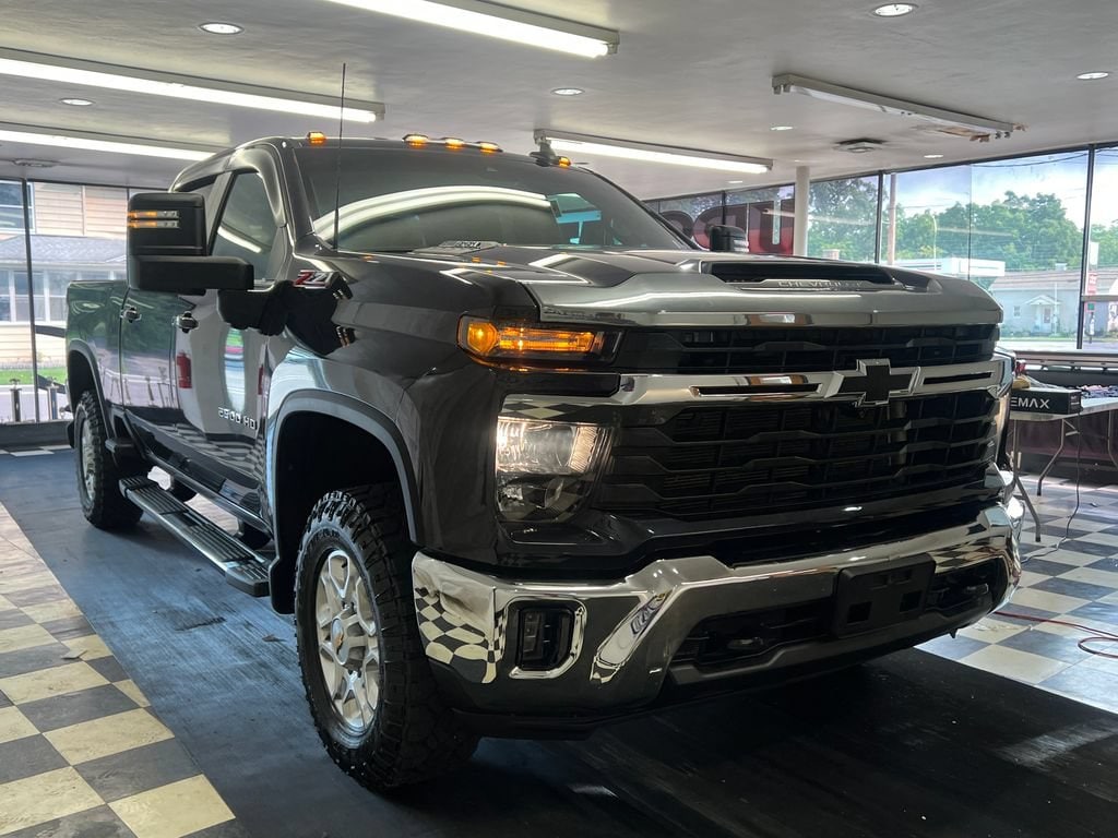 2024 Chevrolet Silverado 2500 HD Truck Crew Cab 