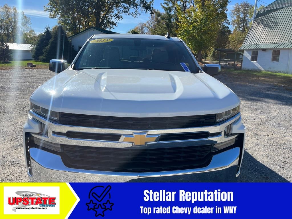 2019 Chevrolet Silverado 1500 LT photo 2