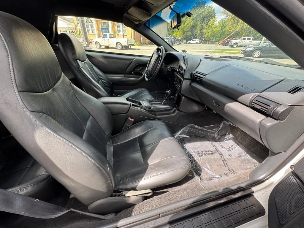 1995 Chevrolet Camaro - Photo 6