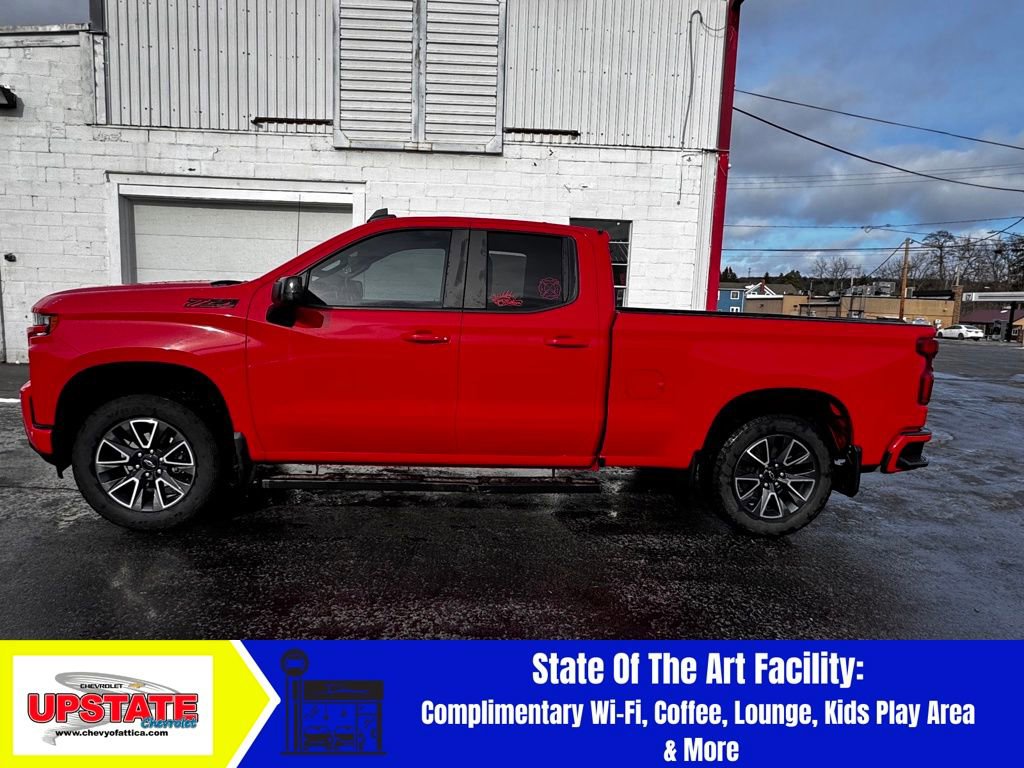 2021 Chevrolet Silverado 1500 RST photo 3