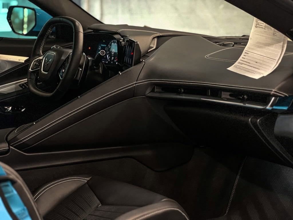 2020 Chevrolet Corvette 2LT - Photo 91