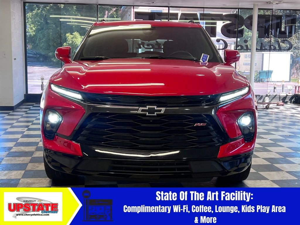 2023 Chevrolet Blazer RS photo 2
