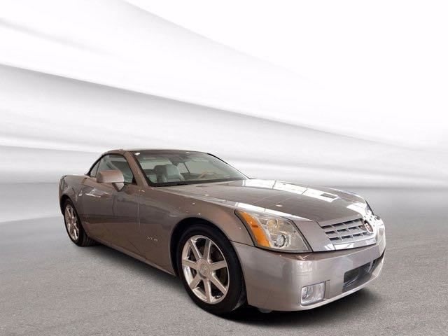 2005 Cadillac XLR V8 Roadster's photo