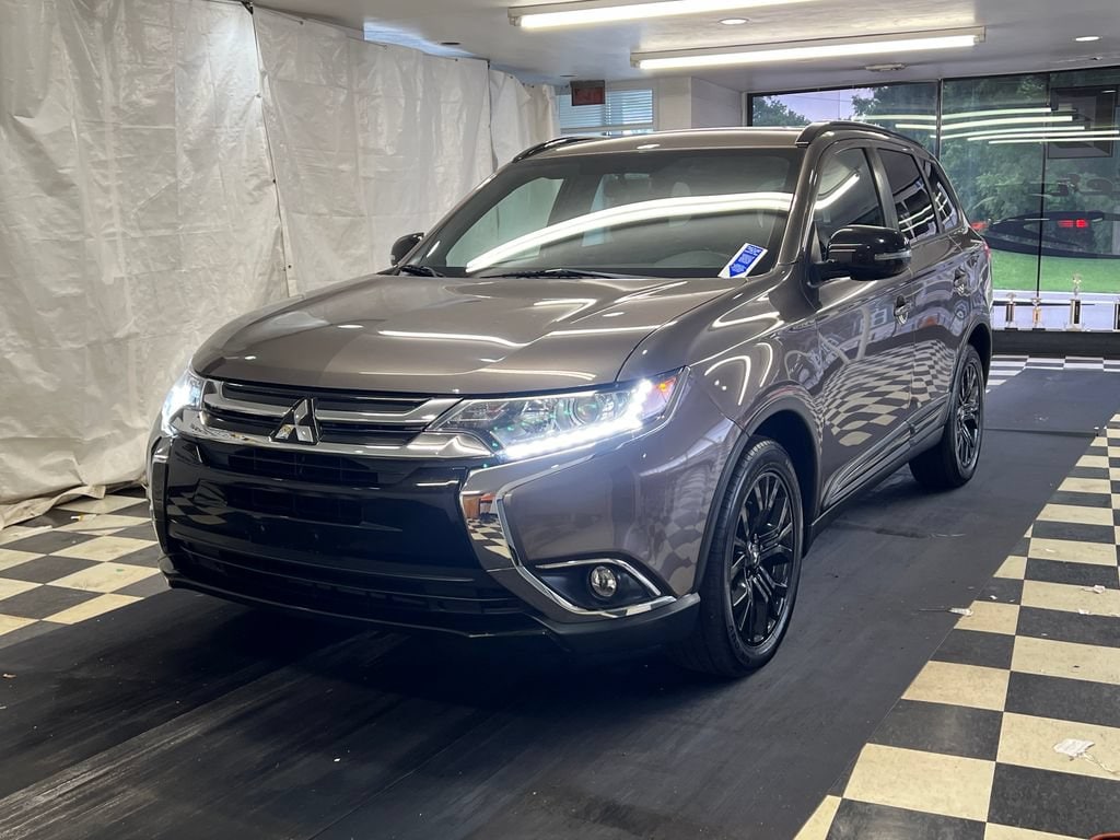 Used 2018 Mitsubishi Outlander ES CUV