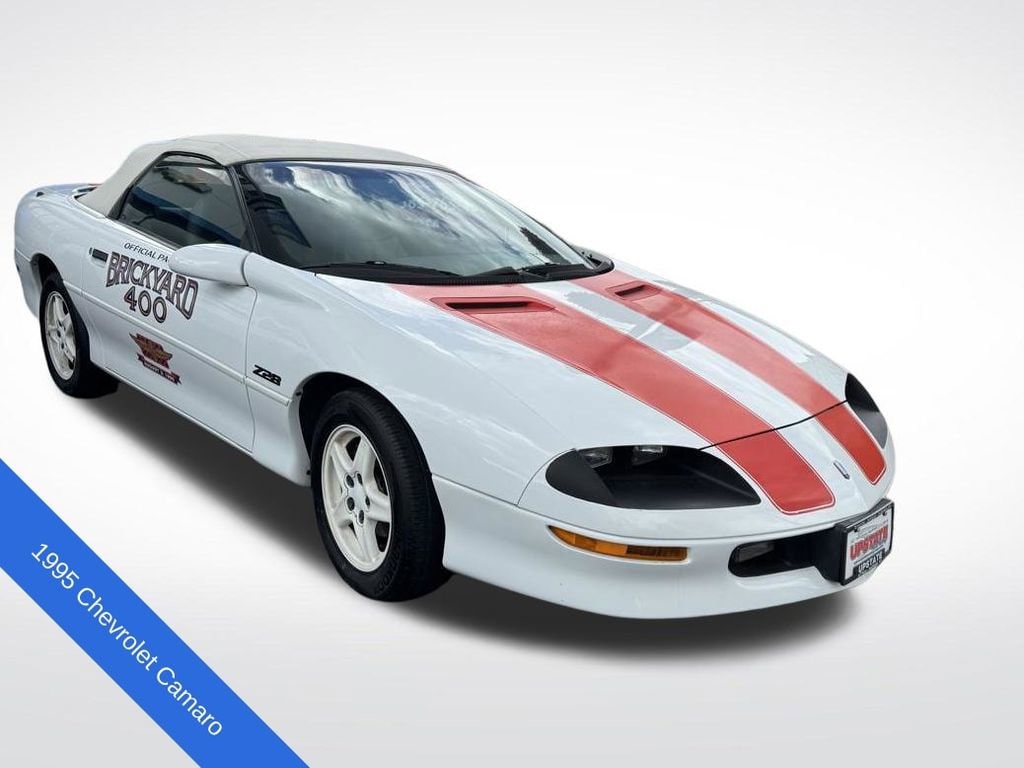 1995 Chevrolet Camaro's photo