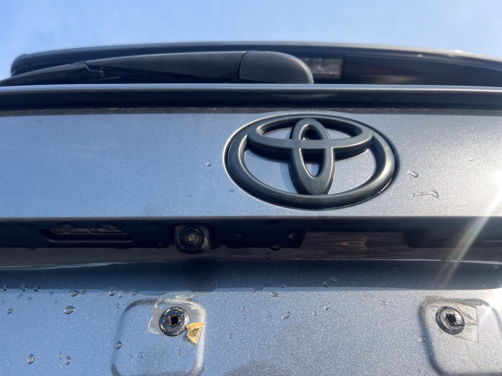2021 Toyota RAV4 XLE - Photo 43