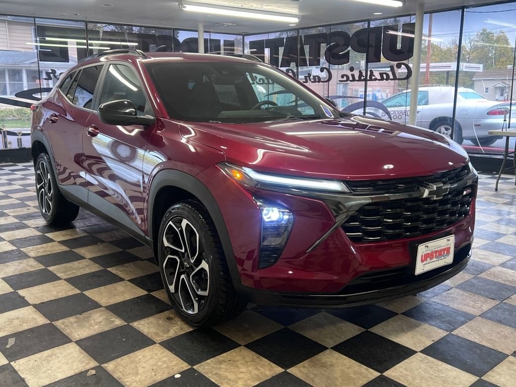 Used 2024 Chevrolet Trax 2RS SUV