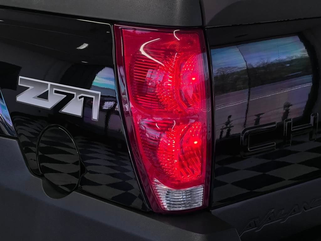 2004 Chevrolet Avalanche Base - Photo 24