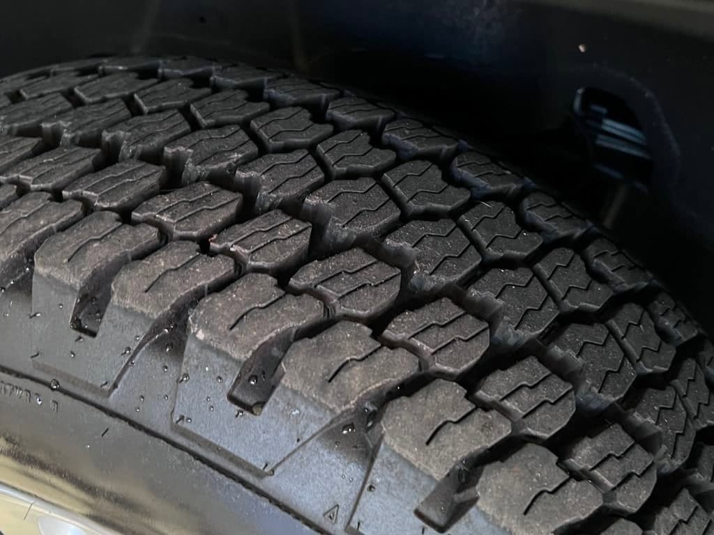 2004 Chevrolet Avalanche Base - Photo 103