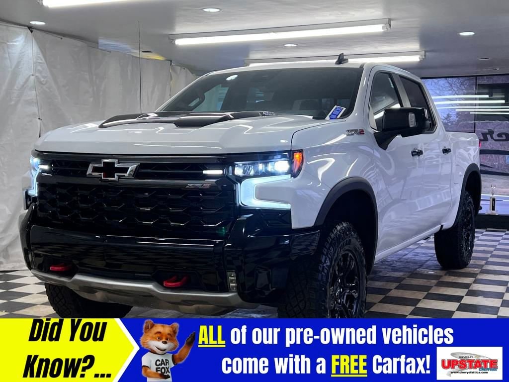 Used 2024 Chevrolet Silverado 1500 ZR2 with VIN 3GCUDHEL8RG100105 for sale in Attica, NY