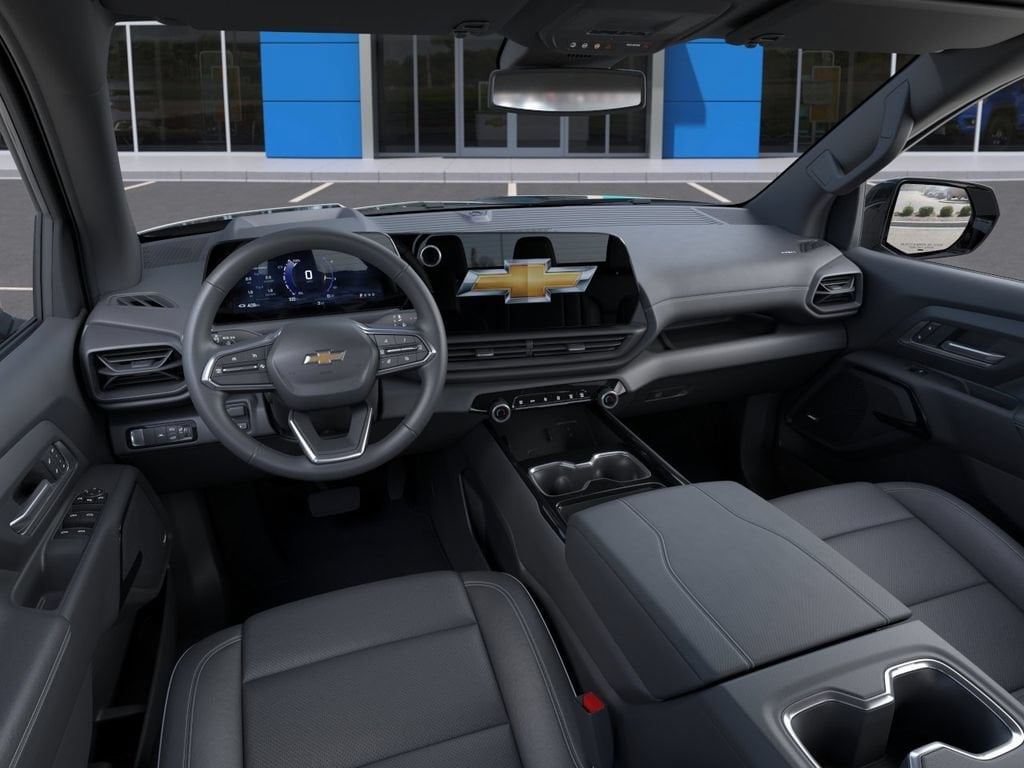 2025 Chevrolet Silverado EV LT - Photo 18