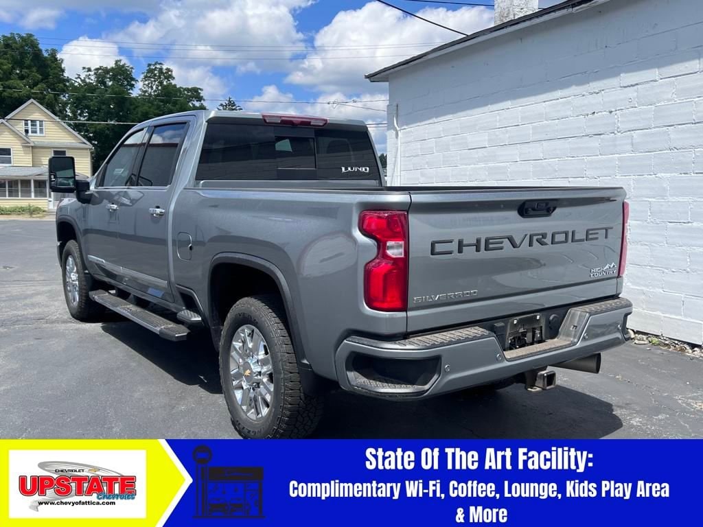 Used 2024 Chevrolet Silverado 2500 HD High Country Truck Crew Cab
