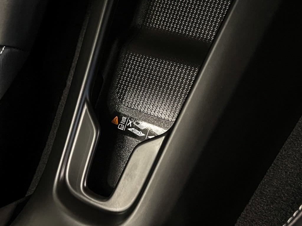 2020 Chevrolet Corvette 2LT - Photo 78